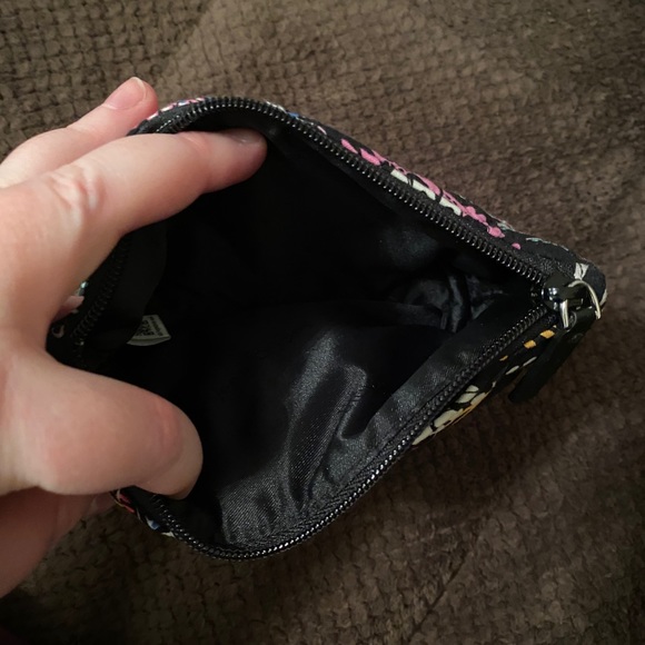 Beautiful 4 piece Vera Bradley bundle!! - Picture 13 of 16